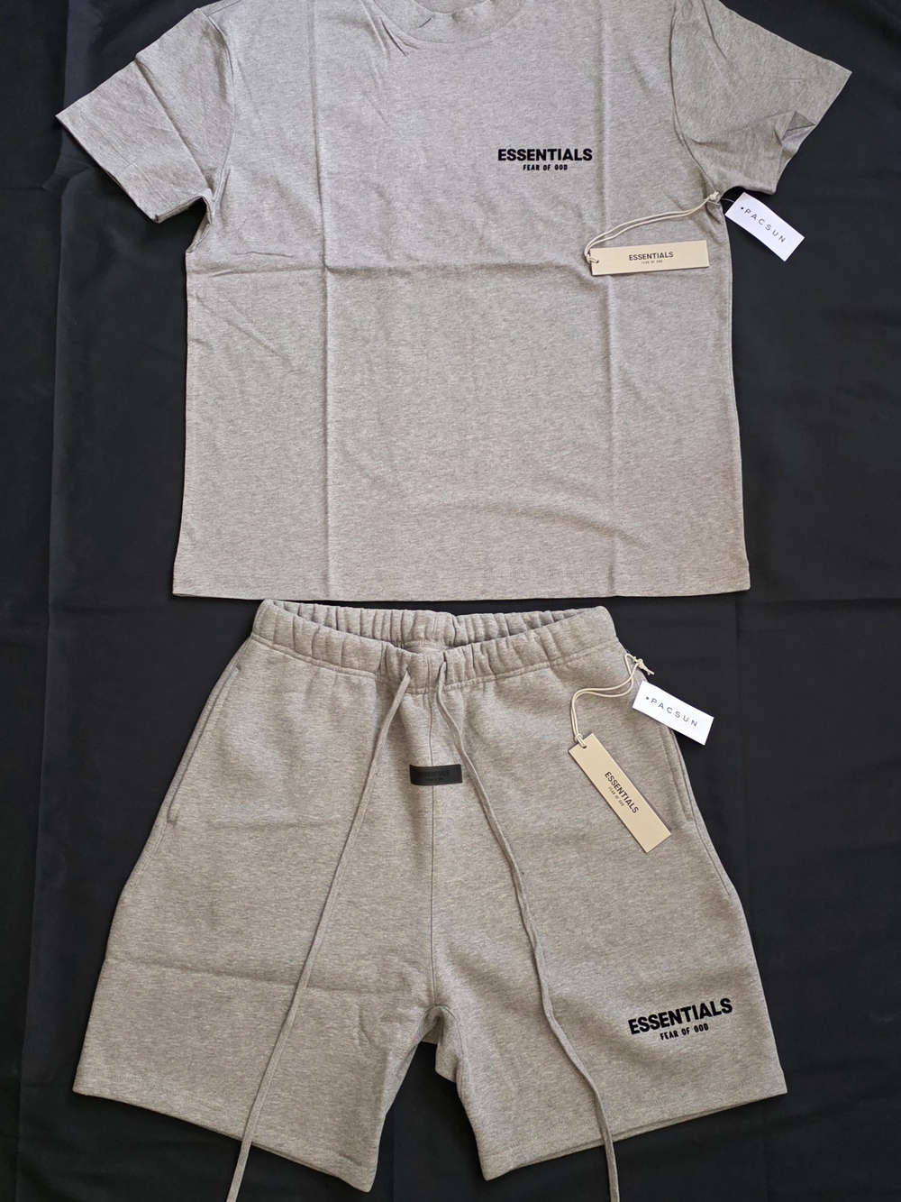 Set 2 Pieces Short And T shirt Essentials Fear Of God Gray